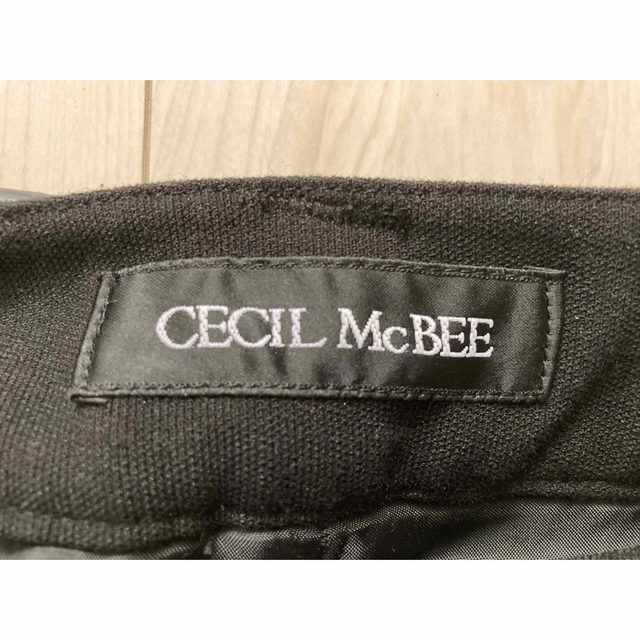 CECIL McBEE(セシルマクビー)のCECIL McBEE ショートパンツ レディース レディースのパンツ(ショートパンツ)の商品写真