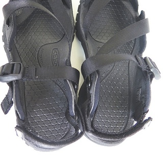 KEEN - KEEN ZERRAPORT2 サンダル 8 BLACK 1022500の通販 by ベクトル