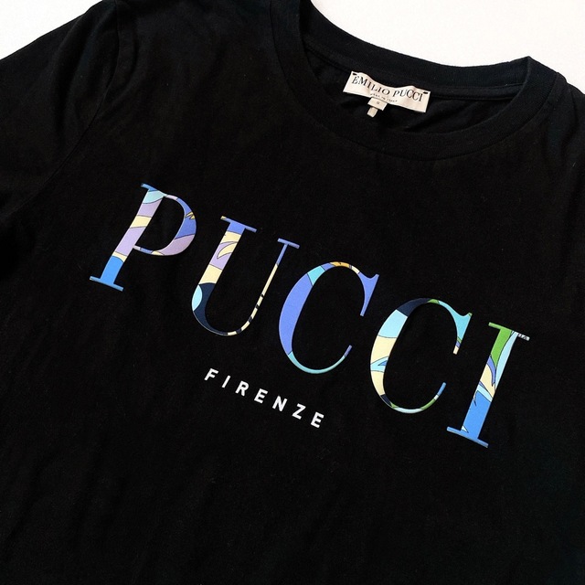 EMILIO PUCCI - EMILIO PUCCI ロゴTシャツ S ブラック ブルー系の通販