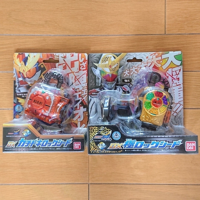 BANDAI - 【未開封品】仮面ライダー鎧武 DXカチドキロックシード DX極