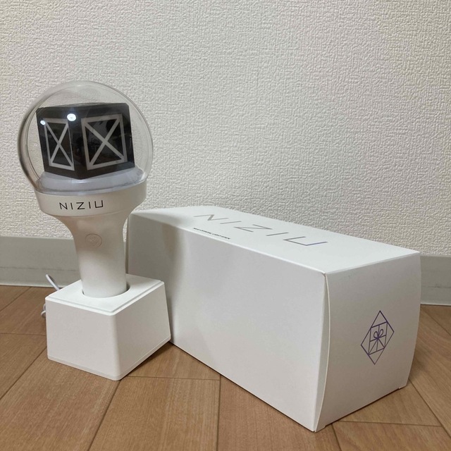 NIZIU ペンライト & グッズ | www.smartbox.com.sg
