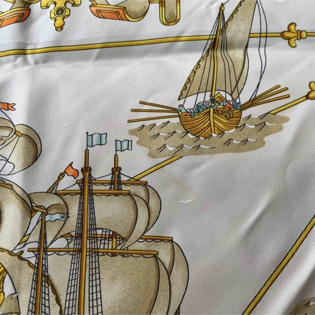 ほぼ未使用!HERMES エルメス スカーフ カレ90 光の帆船 ベージュ