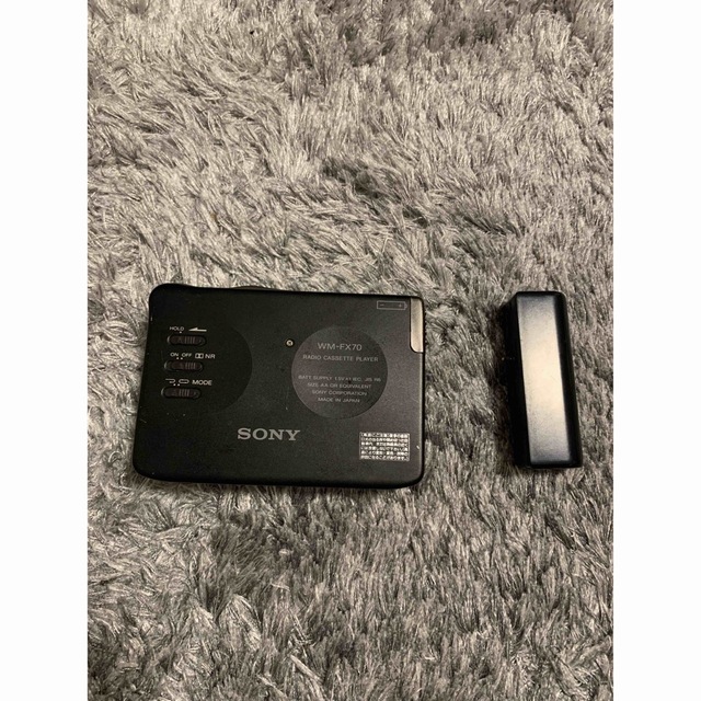 WALKMAN(ウォークマン)のSONY WALKMAN WM-FX70 スマホ/家電/カメラのオーディオ機器(ポータブルプレーヤー)の商品写真