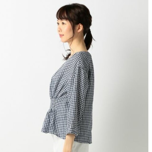 23区(ニジュウサンク)のくまこ様専用【23区】LIBECO LINEN シャーリング ブラウス レディースのトップス(シャツ/ブラウス(長袖/七分))の商品写真