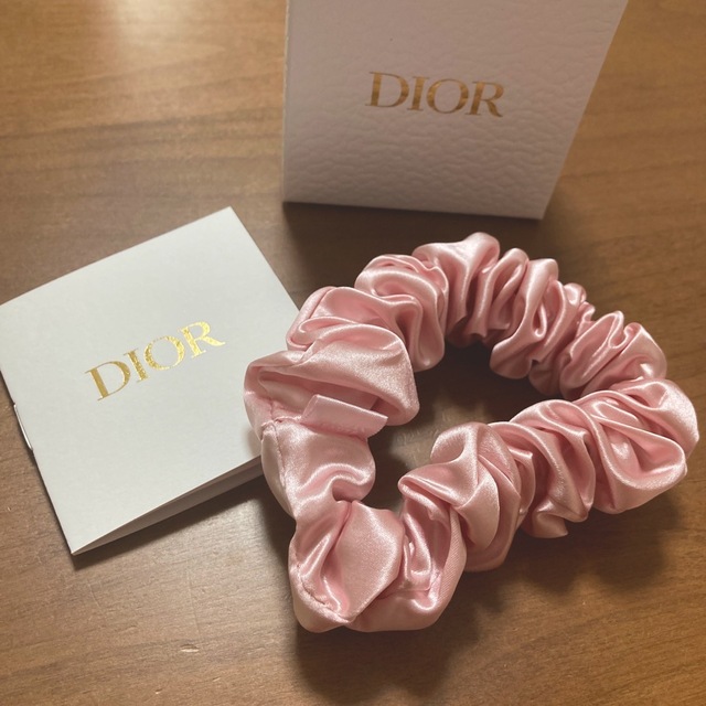 Dior(ディオール)のDiorシュシュ レディースのヘアアクセサリー(ヘアゴム/シュシュ)の商品写真