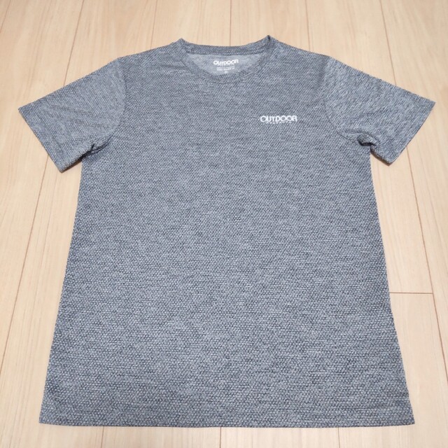 OUTDOOR(アウトドア)のOUTDOOR　Ｔシャツ　メンズ　Ｍサイズ メンズのトップス(Tシャツ/カットソー(半袖/袖なし))の商品写真