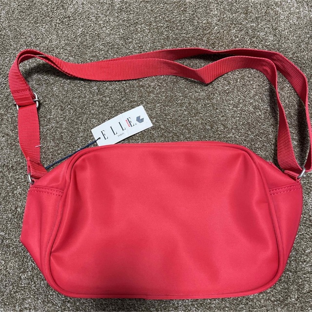 ELLE(エル)のELLE 鞄 レディースのバッグ(ショルダーバッグ)の商品写真