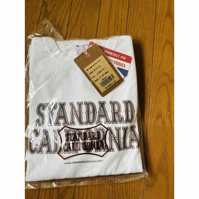 STANDARD CALIFORNIA(スタンダードカリフォルニア)の白XLスタンダードカリフォルニアstandardcalifolniaチャンピオン メンズのトップス(Tシャツ/カットソー(半袖/袖なし))の商品写真