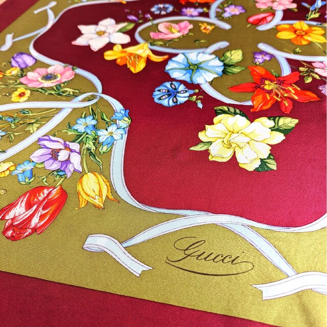 Gucci - GUCCI 花柄 大判 シルク スカーフの通販 by guu 's shop