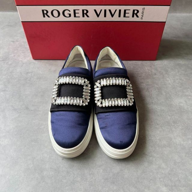 ROGER VIVIER - ロジェヴィヴィエ サテン スリッポン スニーカー クリスタルバックル ネイビーの通販 by 2nd shop