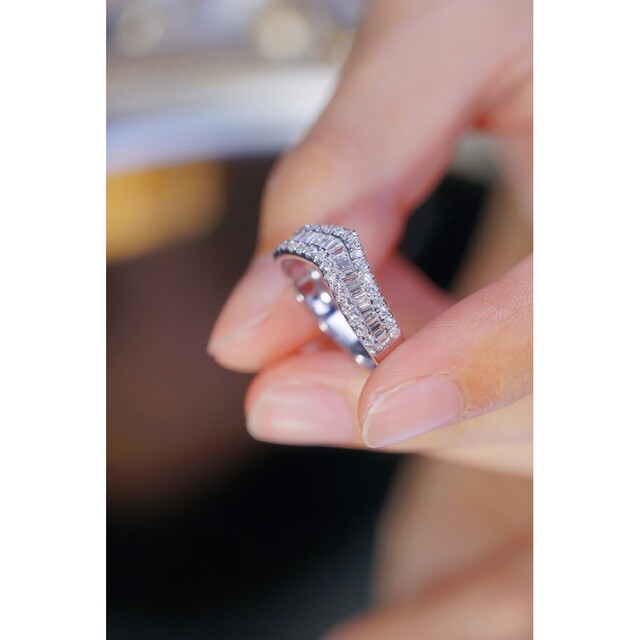 天然ダイヤモンドリング0.65ct k18の通販 by 天然ダイヤモンド&パール ...
