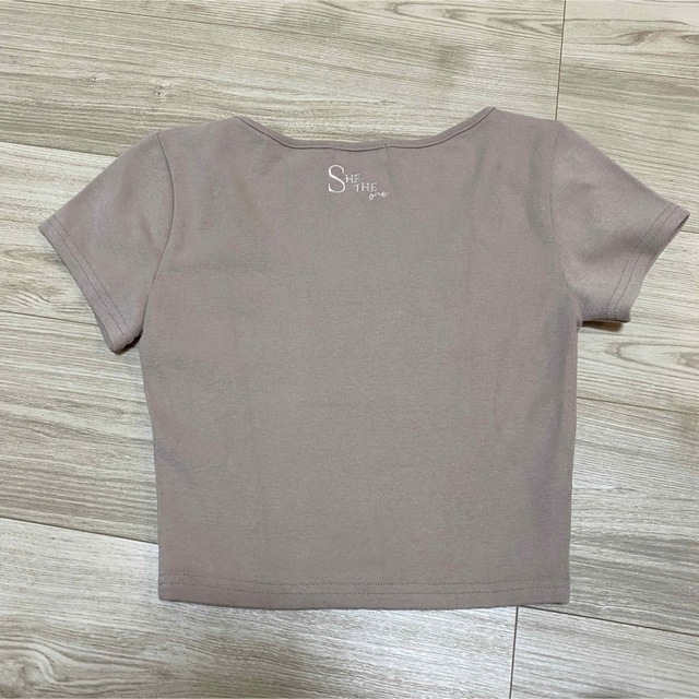 Darich(ダーリッチ)のDarich タイトロゴトップス ダーリッチ レディースのトップス(Tシャツ(半袖/袖なし))の商品写真