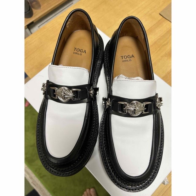 TOGAVIRILIS トーガビリリース 未使用 ローファー ブラック 40-