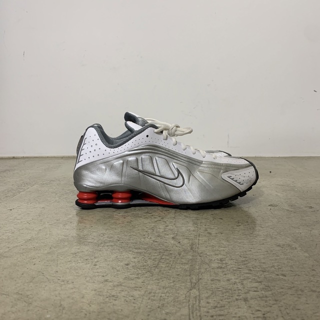 NIKE shox R4 シルバー 29 11 ショックス SILVER