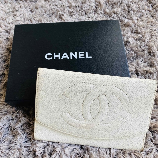 CHANEL シャネル ココマーク キャビアスキン 白　 二つ折り財布