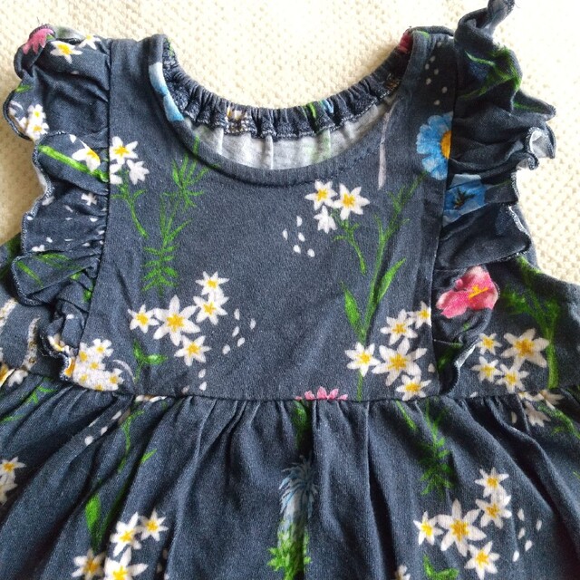 hakka baby(ハッカベビー)のhakka baby  花柄ワンピース  90cm キッズ/ベビー/マタニティのキッズ服女の子用(90cm~)(ワンピース)の商品写真