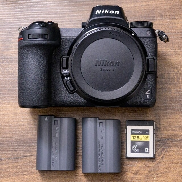 Nikon(ニコン)のNikon Z6 + CFx スマホ/家電/カメラのカメラ(ミラーレス一眼)の商品写真