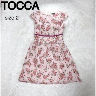 トッカ(TOCCA)のTOCCA 花柄　刺繍　ワンピース　ほぼ未使用　美品　CINI(ひざ丈ワンピース)