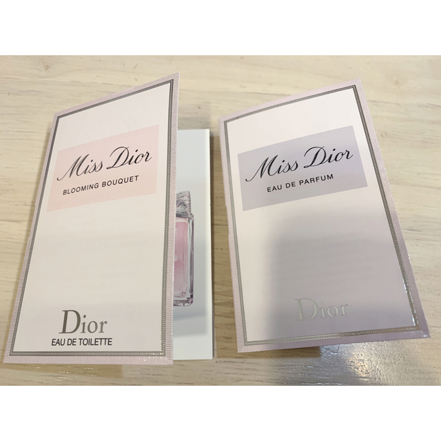 Dior(ディオール)のDior サンプル 香水 コスメ/美容のキット/セット(サンプル/トライアルキット)の商品写真