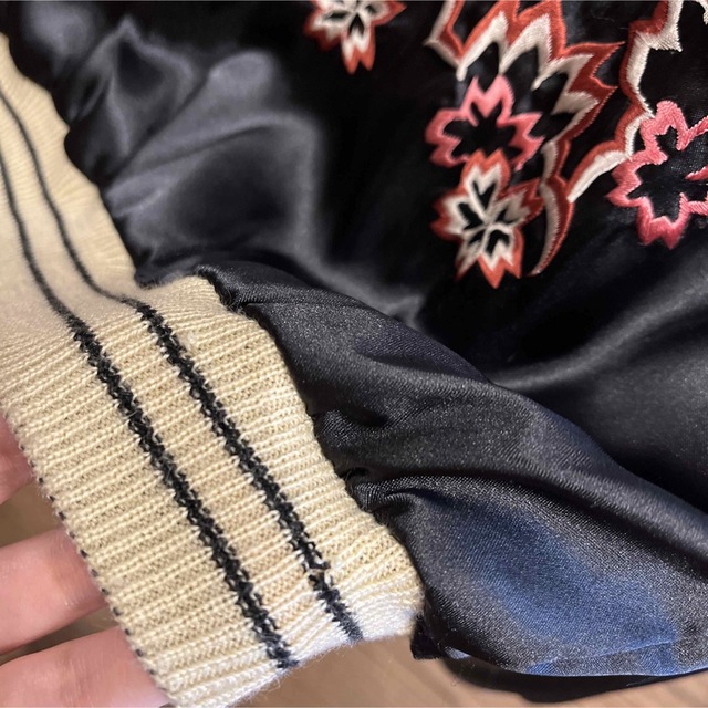 Talor Toyo(テーラートウヨウ)のテーラー東洋　リバーシブル　スカジャン　Mサイズ　黒　緑 メンズのジャケット/アウター(スカジャン)の商品写真