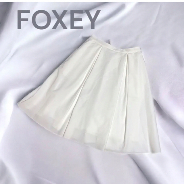 フォクシーニューヨーク 爽やかな白いスカート サイズ40・L FOXEY ...