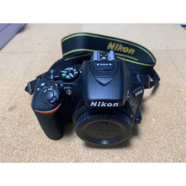 Nikon D5600 ダブルズームキット+広角ズームレンズ10-22mm - デジタル一眼