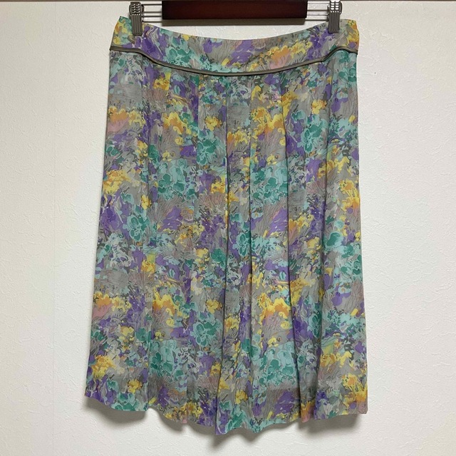 【超美品】自由区　フレアスカート 44 花柄 総柄 夏　涼しい　揺れ感　日本製
