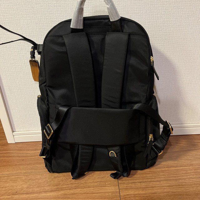 TUMI(トゥミ)のTUMI 「セリーナ」バックパック　定価7.5万円 レディースのバッグ(リュック/バックパック)の商品写真
