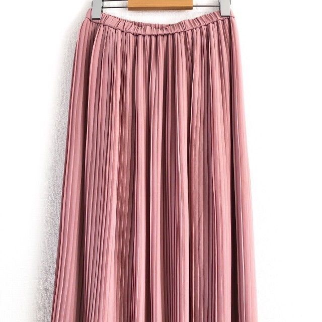 UNIQLO(ユニクロ)のUNIQLO ユニクロ　ピンク　フレアスカート　プリーツ　ガーリー　Mサイズ レディースのスカート(ロングスカート)の商品写真
