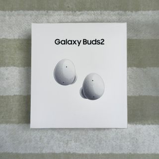 サムスン(SAMSUNG)のSAMSUNG Galaxy Buds2 ホワイト(ヘッドフォン/イヤフォン)