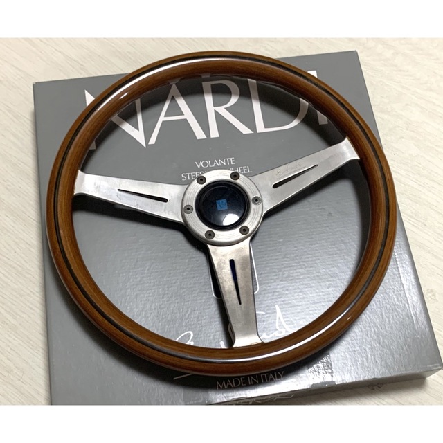 希少【NARDI Classic】36.5Φ ウッドステアリング　即決大歓迎