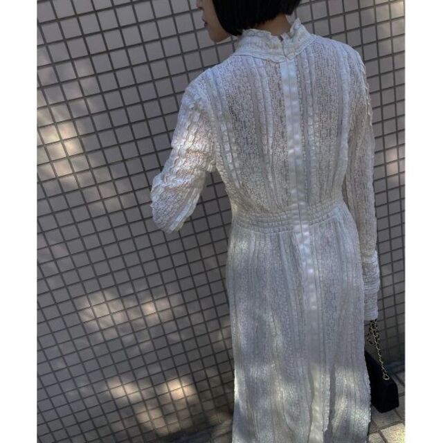 Ameri VINTAGE(アメリヴィンテージ)のAMERI    VINTAGE LIKE LACE DRESS レディースのワンピース(ロングワンピース/マキシワンピース)の商品写真