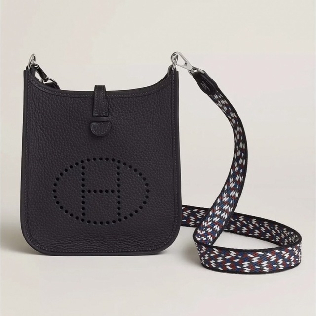 HERMES - 【新品・未使用品】エヴリンTPM キャバン シルバー HERMES - 【新品・未使用品】エヴリンTPM キャバン シルバー