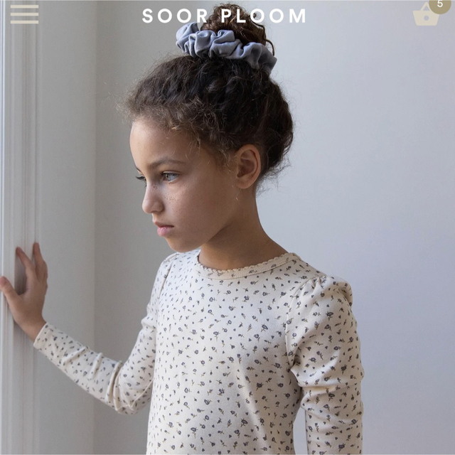 SOOR PLOOM(ソーアプルーム)のSOOR  PLOOM  Scrunchie，Sleet　新品 キッズ/ベビー/マタニティのこども用ファッション小物(その他)の商品写真