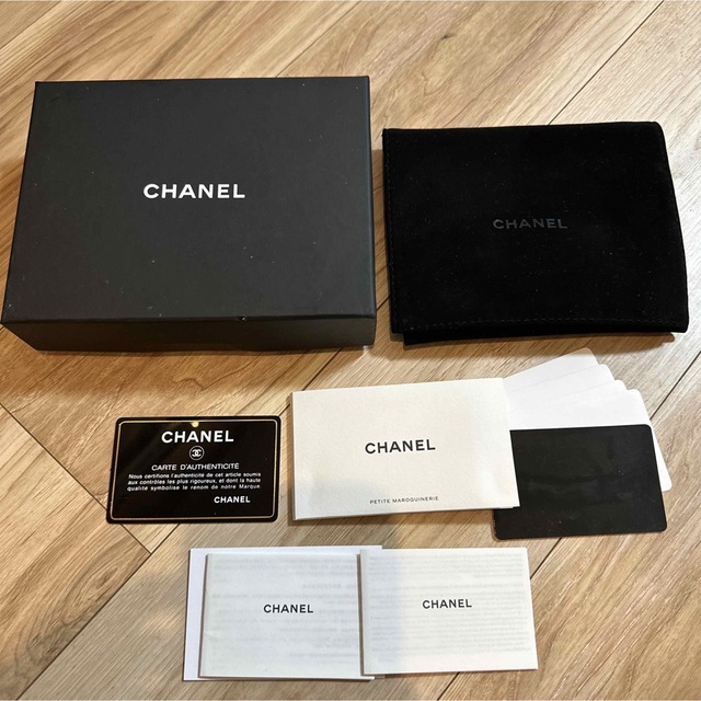 CHANEL(シャネル)のボーイシャネル 三つ折 財布 イエロー ラムスキン レディースのファッション小物(財布)の商品写真