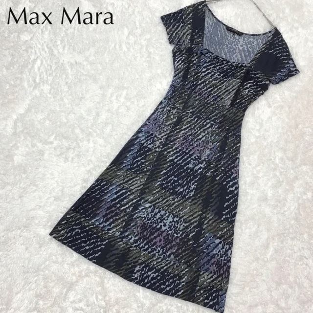 Max Mara(マックスマーラ)のMax Mara Aライン フレア ワンピース ミディ丈 マルチカラー レディースのワンピース(ひざ丈ワンピース)の商品写真