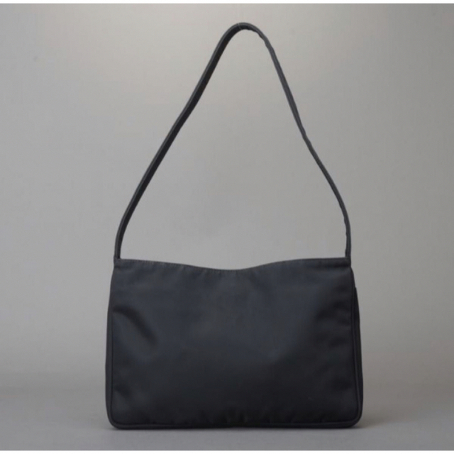 FENDI - 最終値下げ 激レア 極上美品 高級 FENDI FF ロゴ FENDI - 最終値下げ 激レア 極上美品 高級 FENDI FF ロゴ
