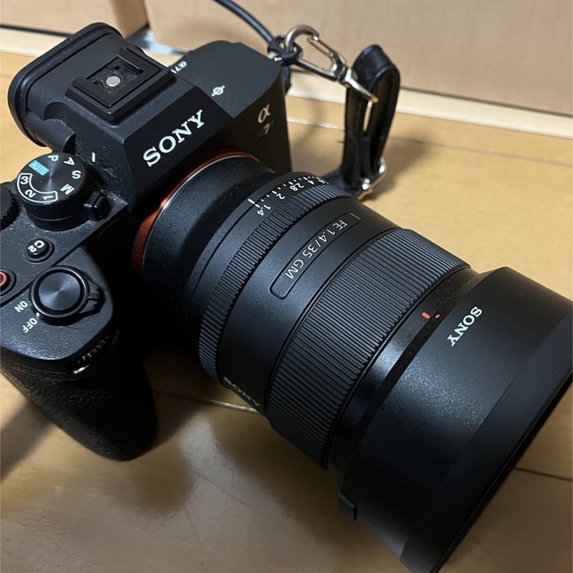 SONY 35mm f1.4 GMスマホ/家電/カメラ