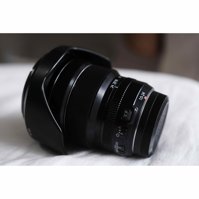 富士フイルム(フジフイルム)のXF10-24mm F4 R OIS【元箱あり】 スマホ/家電/カメラのカメラ(レンズ(ズーム))の商品写真