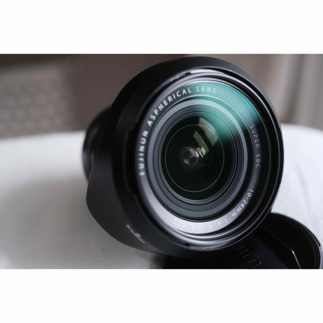 富士フイルム(フジフイルム)のXF10-24mm F4 R OIS【元箱あり】 スマホ/家電/カメラのカメラ(レンズ(ズーム))の商品写真