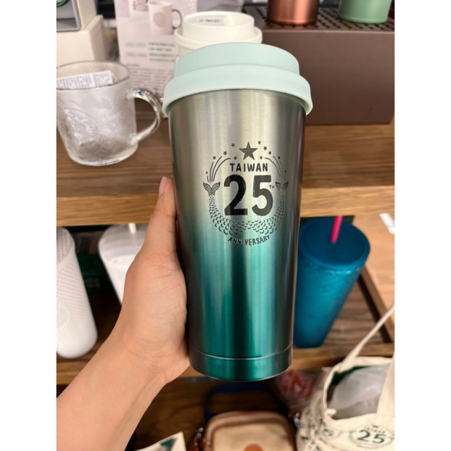 爆買い 台湾スターバックス25周年LOGOステンレスタンブラー500ml 金