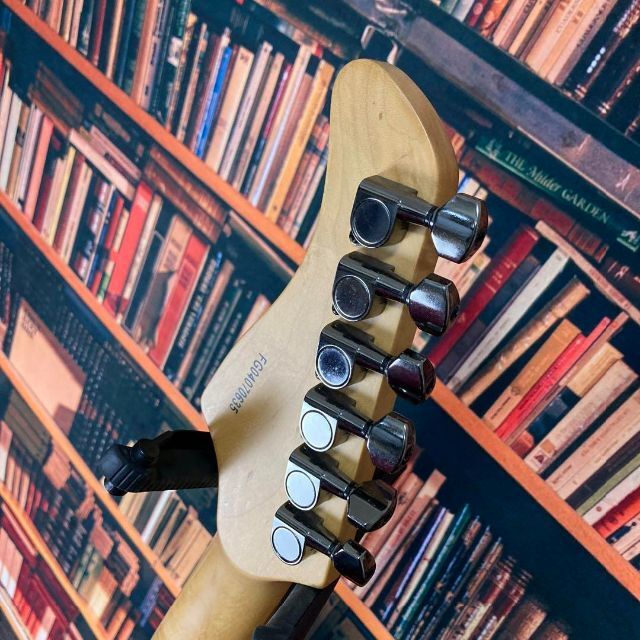 【5405】 FERNANDES 24フレット仕様 送料無料 赤