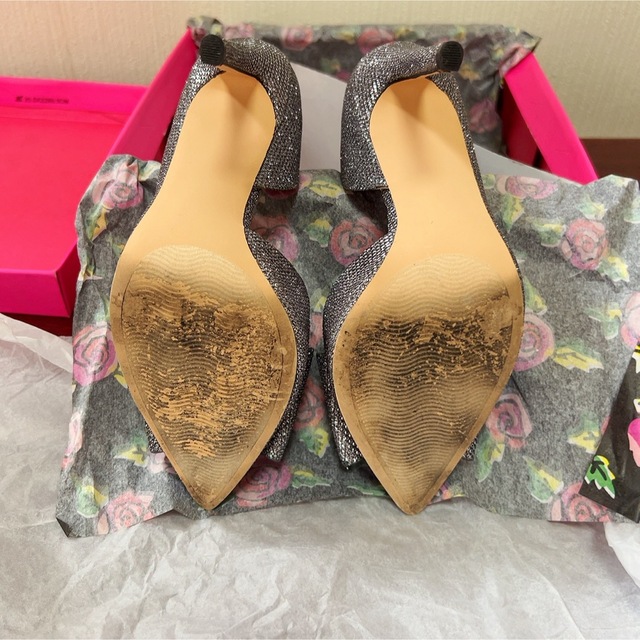 BETSEY JOHNSON(ベッツィジョンソン)のBetsey Johnson パンプス ブライダルシューズ 結婚式 レディースの靴/シューズ(ハイヒール/パンプス)の商品写真