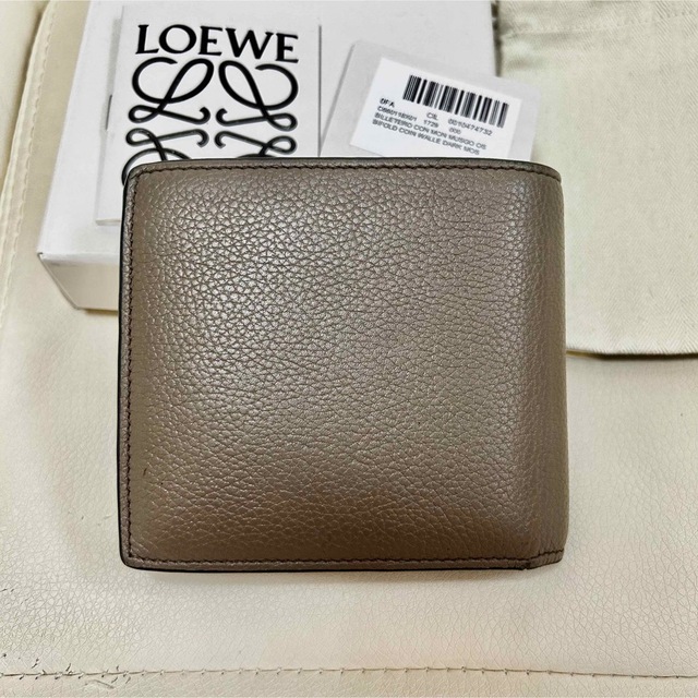 LOEWE(ロエベ)のLOEWE ウォレット　折りたたみ財布 レディースのファッション小物(財布)の商品写真