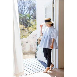 Drawer - 【新品タグ付き】Bluelea Silky Jacquard Blouseの通販 by