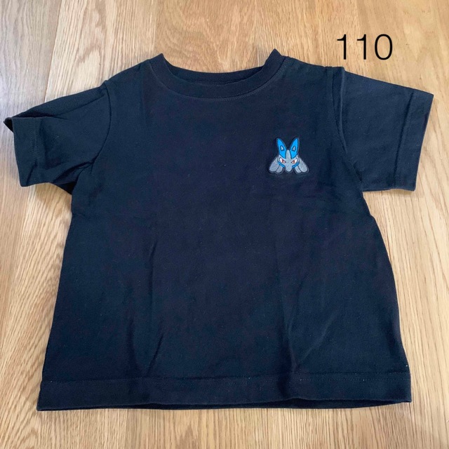 GU(ジーユー)のルカリオ半袖Tシャツ　110 キッズ/ベビー/マタニティのキッズ服男の子用(90cm~)(Tシャツ/カットソー)の商品写真