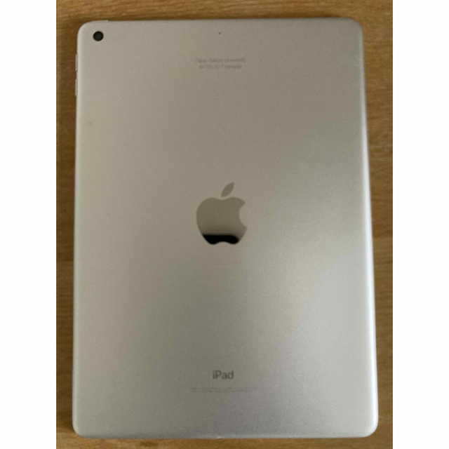 iPad 第5世代 32G WiFi シルバー 1