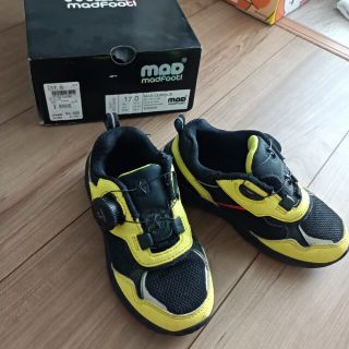 マッドフット(MADFOOT!)のダイアルロック　靴(スニーカー)