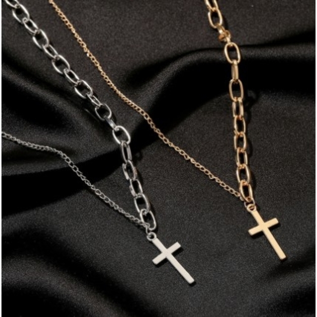 新作☆クロス 十字架 ネックレス☆レディース シルバー 韓国 ファッション メンズのアクセサリー(ネックレス)の商品写真