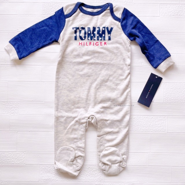 TOMMY HILFIGER - 6-9m70cm 長袖 ロンパース トミーヒルフィガーの通販